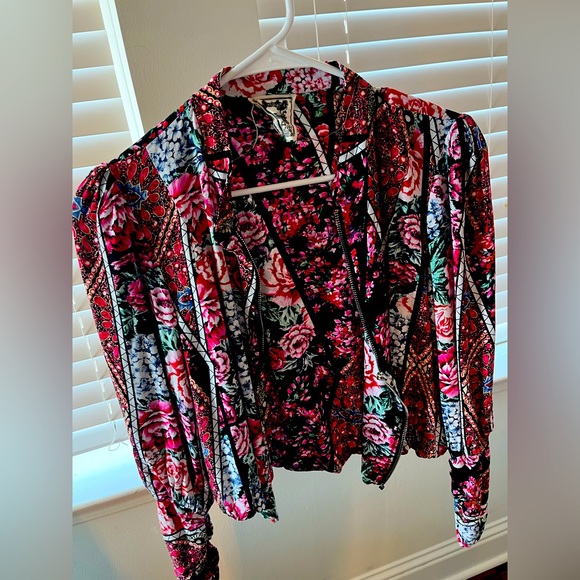 Flower jacket - Picture 1 of 1